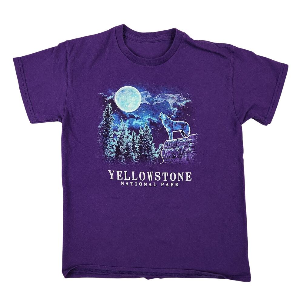 Yellowstone National Park Size 7 Youth Purple Wolf Moon Graphic T Shirt Souvenir